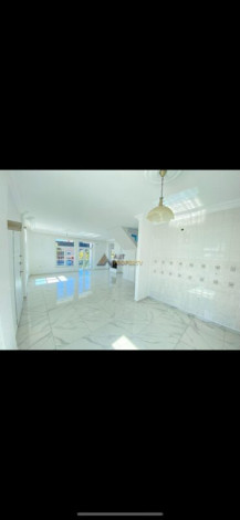 Вилла планировки 3+1, 200м2 в районе Конаклы - Ракурс 16