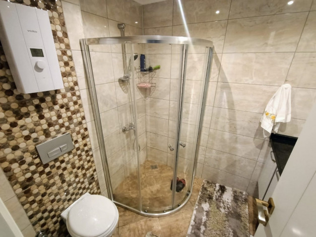 Двухкомнатная квартира с мебелью в Тосмуре в новом комплексе, 75 м2 - Ракурс 21