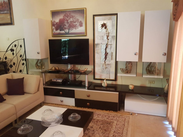 Двухэтажная вилла планировки 3+1 в популярном жилом комплексе, район Каргыджак - Ракурс 4