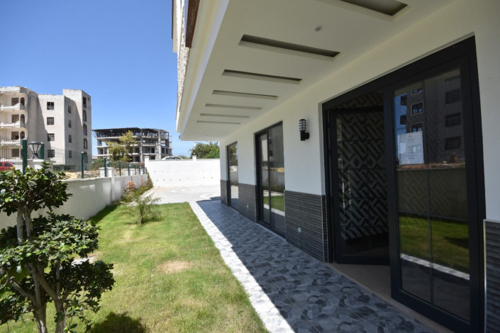 Меблированная квартира планировки 1+1, 59м2 в районе Кестель - Ракурс 9