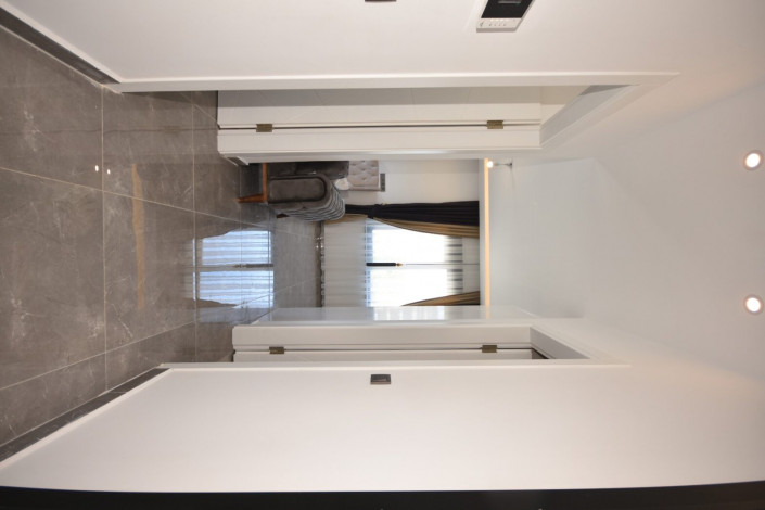 Меблированная квартира планировки 1+1, 59м2 в районе Кестель - Ракурс 26