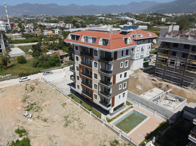 Меблированная квартира планировки 1+1, 59м2 в районе Кестель - Ракурс 32