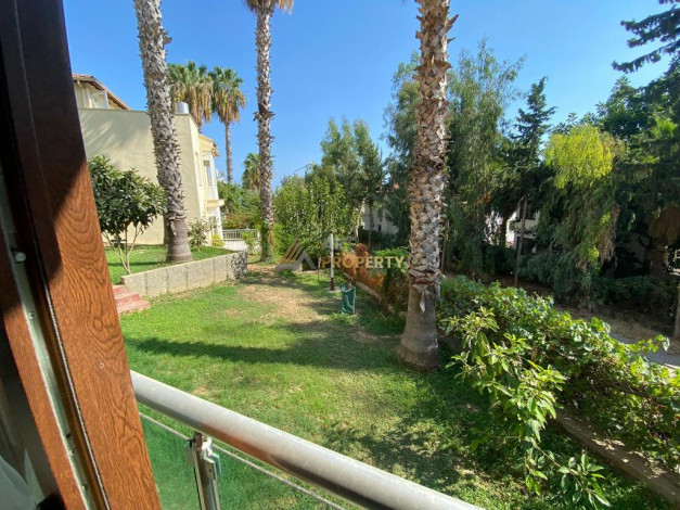 Двухэтажная вилла 4+1, 200м2 в районе Тюрклер - Ракурс 2