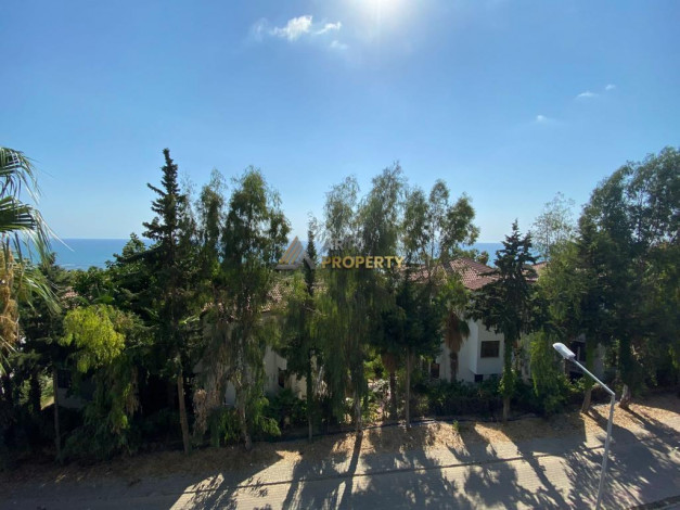 Двухэтажная вилла 4+1, 200м2 в районе Тюрклер - Ракурс 18