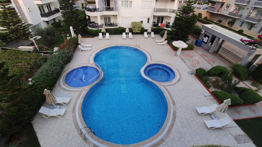 Четырехкомнатные апартаменты в элитном комплексе в районе Тосмур, 130 м2 - Ракурс 10