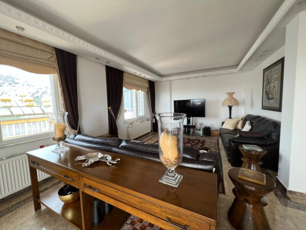 Просторные видовые апартаменты планировки 6+1, 300м2 в центре Алании - Ракурс 38