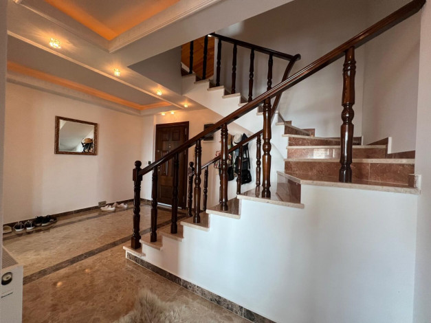 Просторные видовые апартаменты планировки 6+1, 300м2 в центре Алании - Ракурс 45