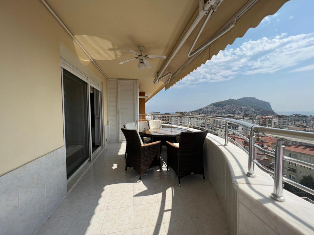 Просторные видовые апартаменты планировки 6+1, 300м2 в центре Алании - Ракурс 52