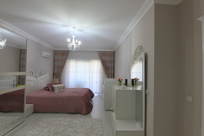 ID  2533 Квартира планировки 3+1, 178м2 в районе Махмутлар - Ракурс 2