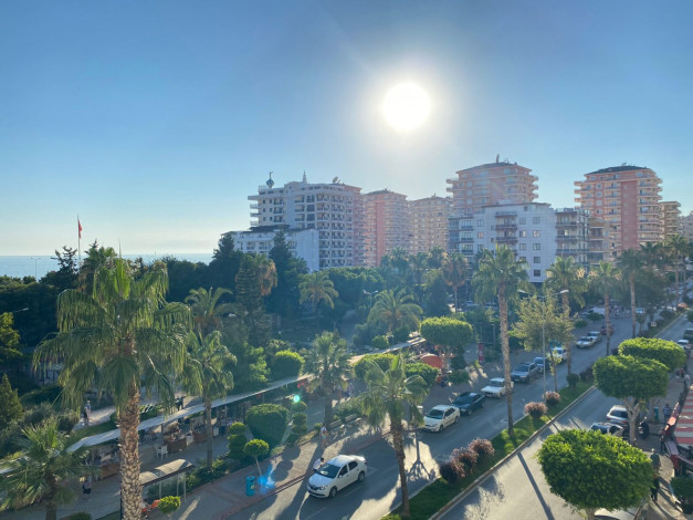 Квартира планировки 2+1, 110м2 с видом на море, район Махмутлар - Ракурс 4