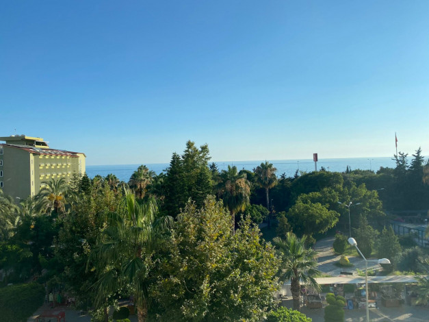 Квартира планировки 2+1, 110м2 с видом на море, район Махмутлар - Ракурс 10