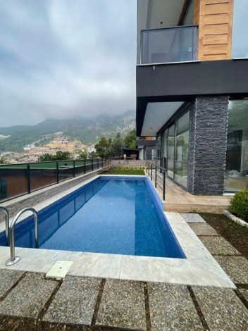 Двухэтажная вилла 3+1, 142м2 в престижном районе Бекташ - Ракурс 40