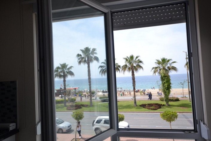 Апартаменты планировки 3+1 с прямым видом на море, район пляжа Клеопатры - Ракурс 5