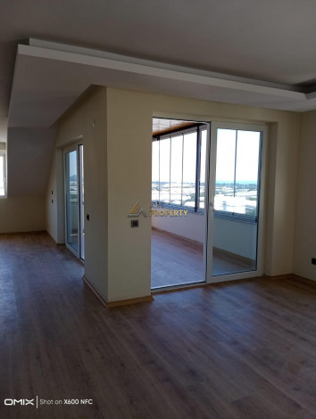 Видовой пентхаус планировки 3+1, 180м2 в районе Демирташ - Ракурс 15