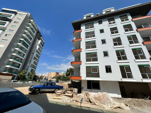 Квартира 1+1 на завершающем этапе строительства в районе Махмутлар, 60 м2 - Ракурс 5