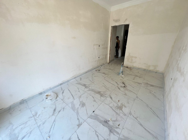 Квартира 1+1 на завершающем этапе строительства в районе Махмутлар, 60 м2 - Ракурс 13