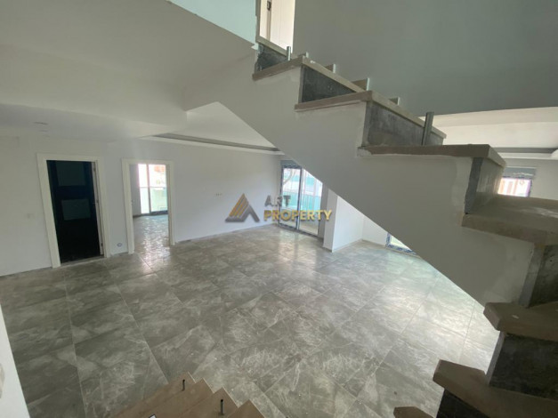 Просторный пентхаус планировки 4+1, 280м2 в районе Каргыджак - Ракурс 28