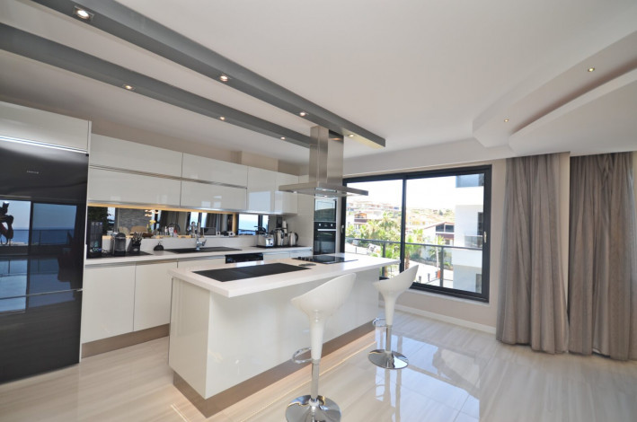 Роскошный меблированный пентхаус планировки 3+1, 217м2 с видом на море, район Каргыджак - Ракурс 21