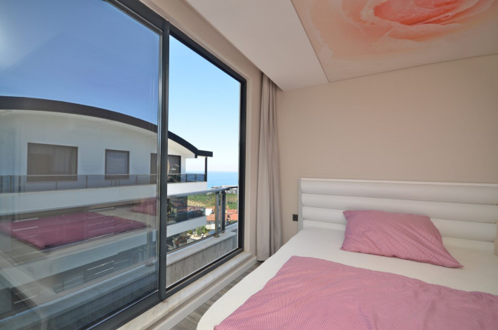 Роскошный меблированный пентхаус планировки 3+1, 217м2 с видом на море, район Каргыджак - Ракурс 28