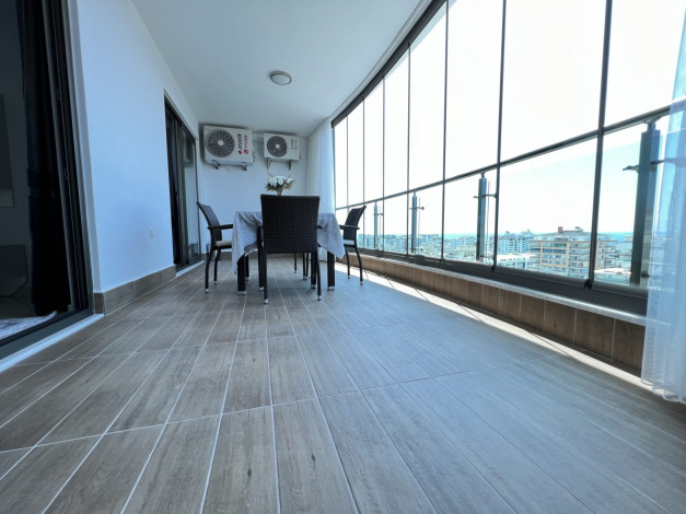 Просторная меблированная квартира планировки 1+1, 80м2 в районе Махмутлар - Ракурс 2