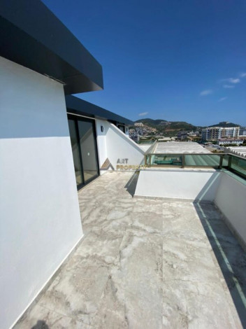 Пентхаус планировки 3+1, 220м2 в районе Каргыджак - Ракурс 8