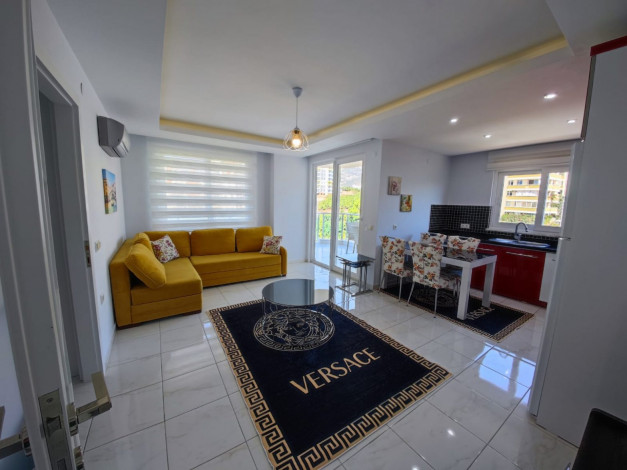 Меблированная квартира 1+1  вблизи от моря в Махмутлар, 70 м2 - Ракурс 2