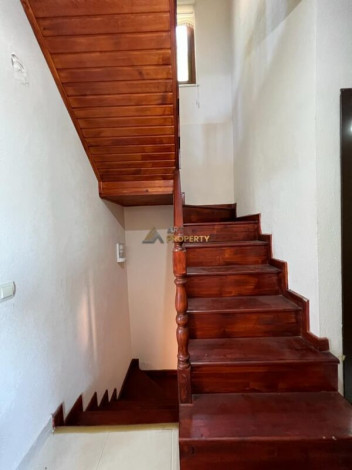 Уютная отдельно стоящая вилла планировки 5+2 в центральной части города Аланья - Ракурс 26