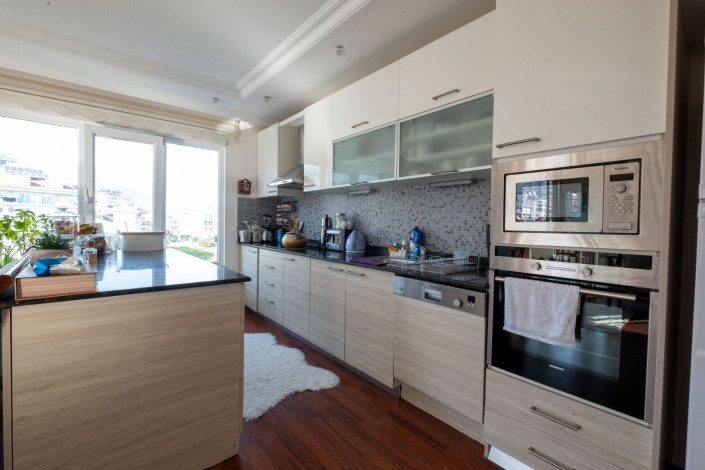 Меблированный пентхаус планировки 4+1, 220м2 в районе Оба - Ракурс 27