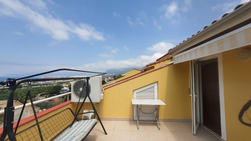 Двухэтажная вилла с видом на море, район Каргыджак - Ракурс 21