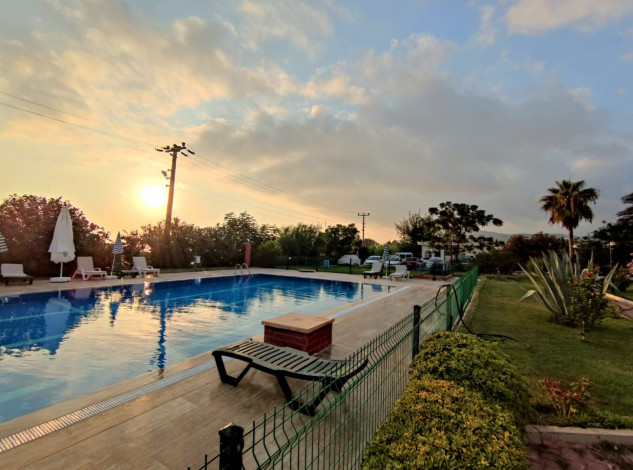 Две меблированные виллы в районе Демирташ - Ракурс 23