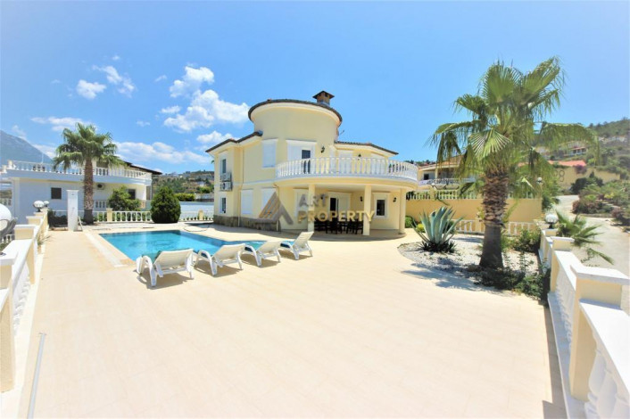 Просторная вилла с отдельным бассейном, в Каргыджаке, Алания, 250 м2. - Ракурс 9