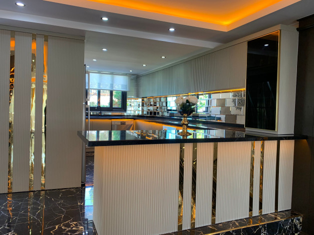 Роскошная вилла на первой береговой линии в районе Конаклы! 230м2 - Ракурс 9