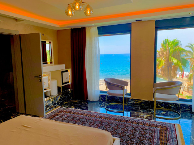 Роскошная вилла на первой береговой линии в районе Конаклы! 230м2 - Ракурс 13