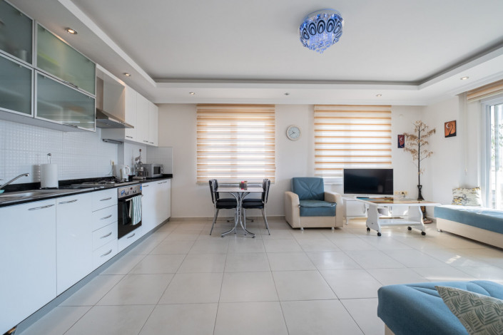 Меблированная квартира планировки 1+1, 65м2 с видом на море, Авсаллар - Ракурс 3