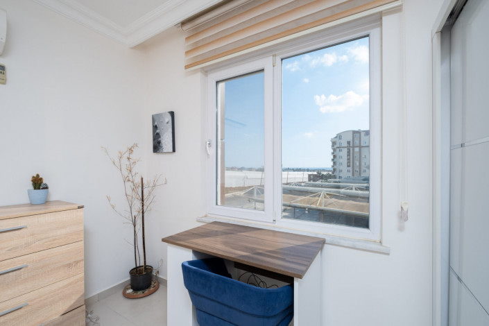 Меблированная квартира планировки 1+1, 65м2 с видом на море, Авсаллар - Ракурс 7