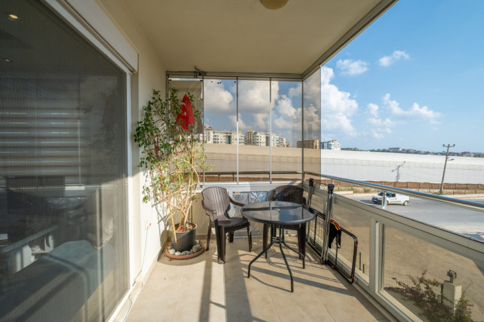 Меблированная квартира планировки 1+1, 65м2 с видом на море, Авсаллар - Ракурс 10