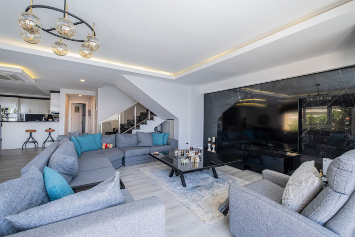 Трехэтажная вилла планировки 3+1, 370м2 в районе Каргыджак - Ракурс 5