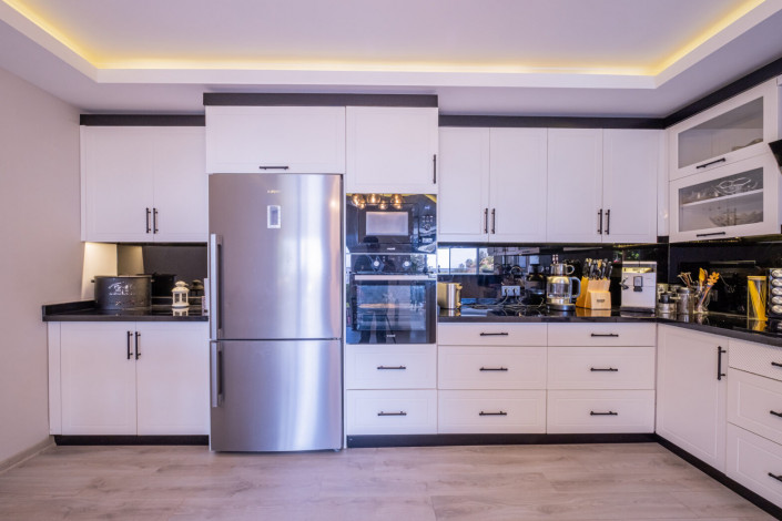 Трехэтажная вилла планировки 3+1, 370м2 в районе Каргыджак - Ракурс 7