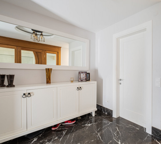 Трехэтажная вилла планировки 3+1, 370м2 в районе Каргыджак - Ракурс 14