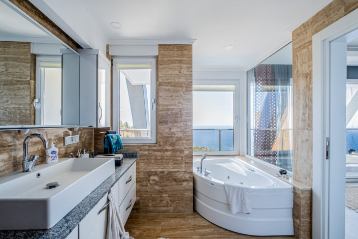 Трехэтажная вилла планировки 3+1, 370м2 в районе Каргыджак - Ракурс 19