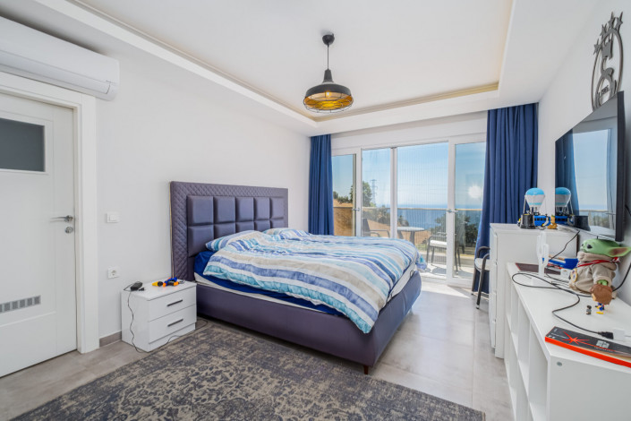 Трехэтажная вилла планировки 3+1, 370м2 в районе Каргыджак - Ракурс 29