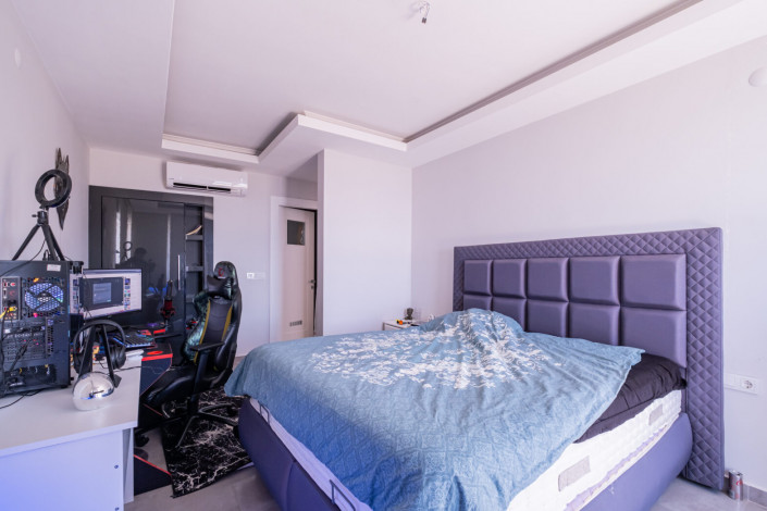 Трехэтажная вилла планировки 3+1, 370м2 в районе Каргыджак - Ракурс 36