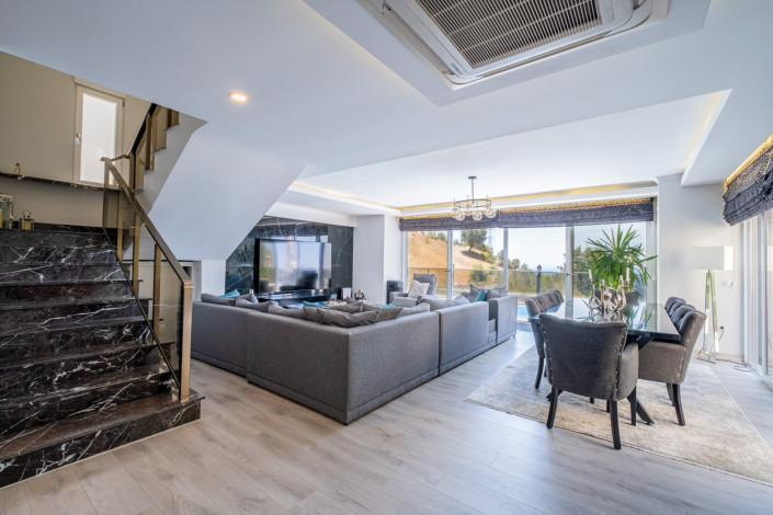 Трехэтажная вилла планировки 3+1, 370м2 в районе Каргыджак - Ракурс 40