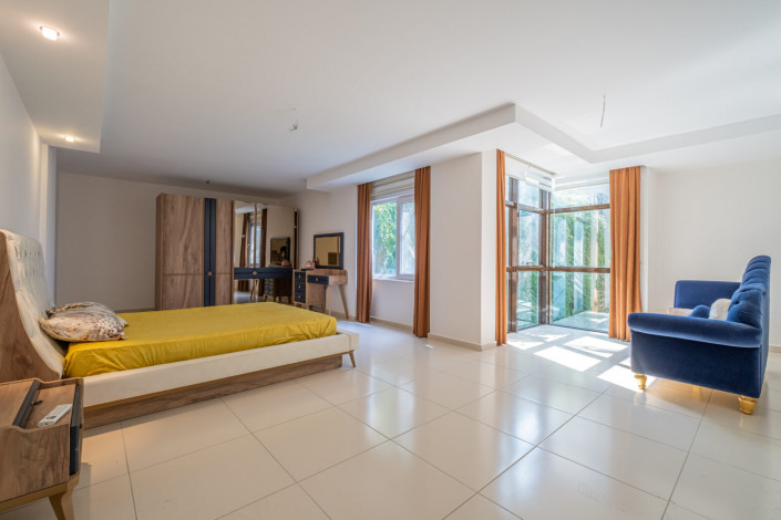 Меблированный садовый дуплекс в районе Кестель - Ракурс 48