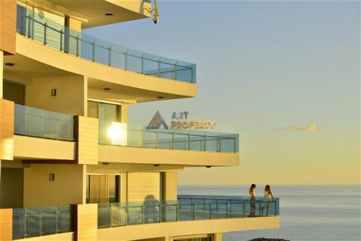 Апартаменты планировки 2+1 с видом на море в ЖК класса люкс, район Конаклы - Ракурс 74