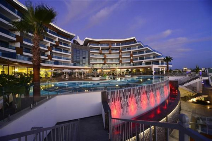 Апартаменты планировки 2+1 с видом на море в ЖК класса люкс, район Конаклы - Ракурс 75