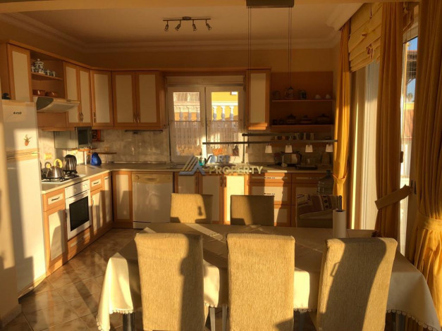 Апартаменты планировки 2+1 с прямым видом на море, район Газипаша - Ракурс 14