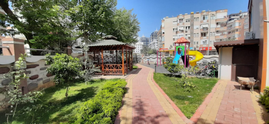 Просторная квартира планировки 1+1, 75м2 в районе Махмутлар - Ракурс 10