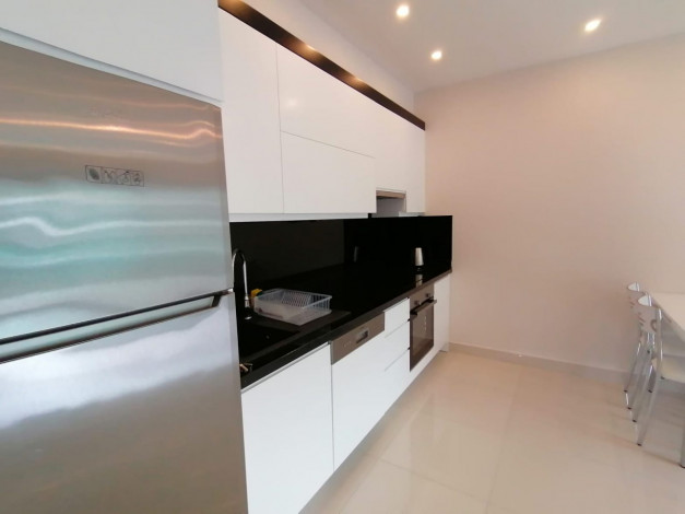 Двухкомнатная квартира с мебелью, в элитном комплексе, Каргыджак, Алания, 75 м2. - Ракурс 4