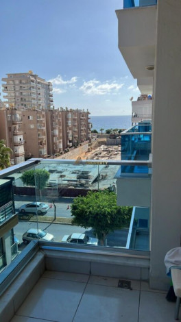 Квартира планировки 1+1, 65м2 с видом на море в районе Махмутлар - Ракурс 19